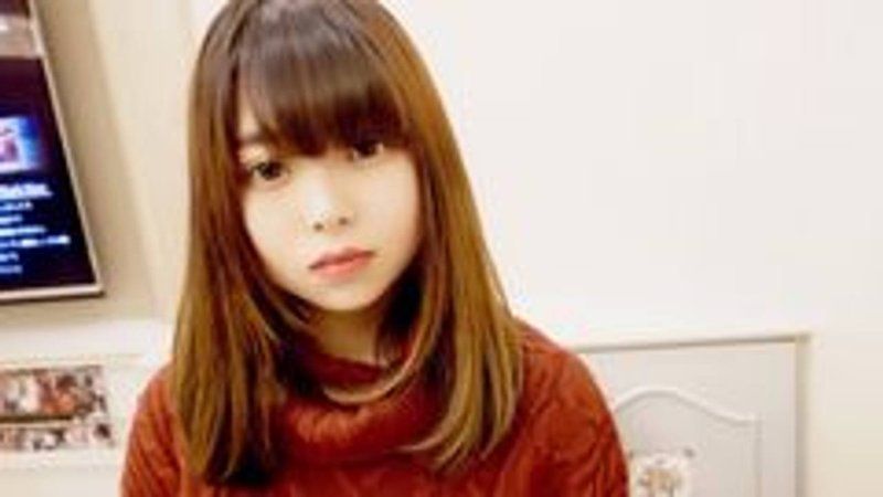 【露臉】【無修正】F罩杯19歲。棉花糖巨乳乳交後，光溜溜粉紅色純潔陰道被變態老頭的無套肉棒深入，濃厚的白濁精液無套中出，確定懷孕。