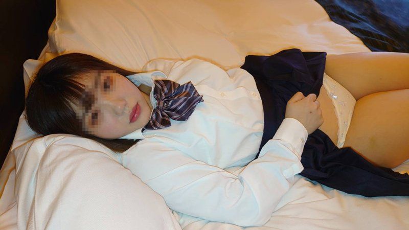 【無・制服扮裝】喜歡做愛的翹臀巨乳美女小穴興奮無套抽插・中出