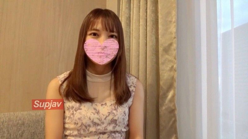 FC2PPV 4528582 【一擊】初登場必看！以出眾的美貌和風格為武器,以頂尖的技術令人著迷！最後,從大量中出反流到清潔口交,一切都被擠出了()